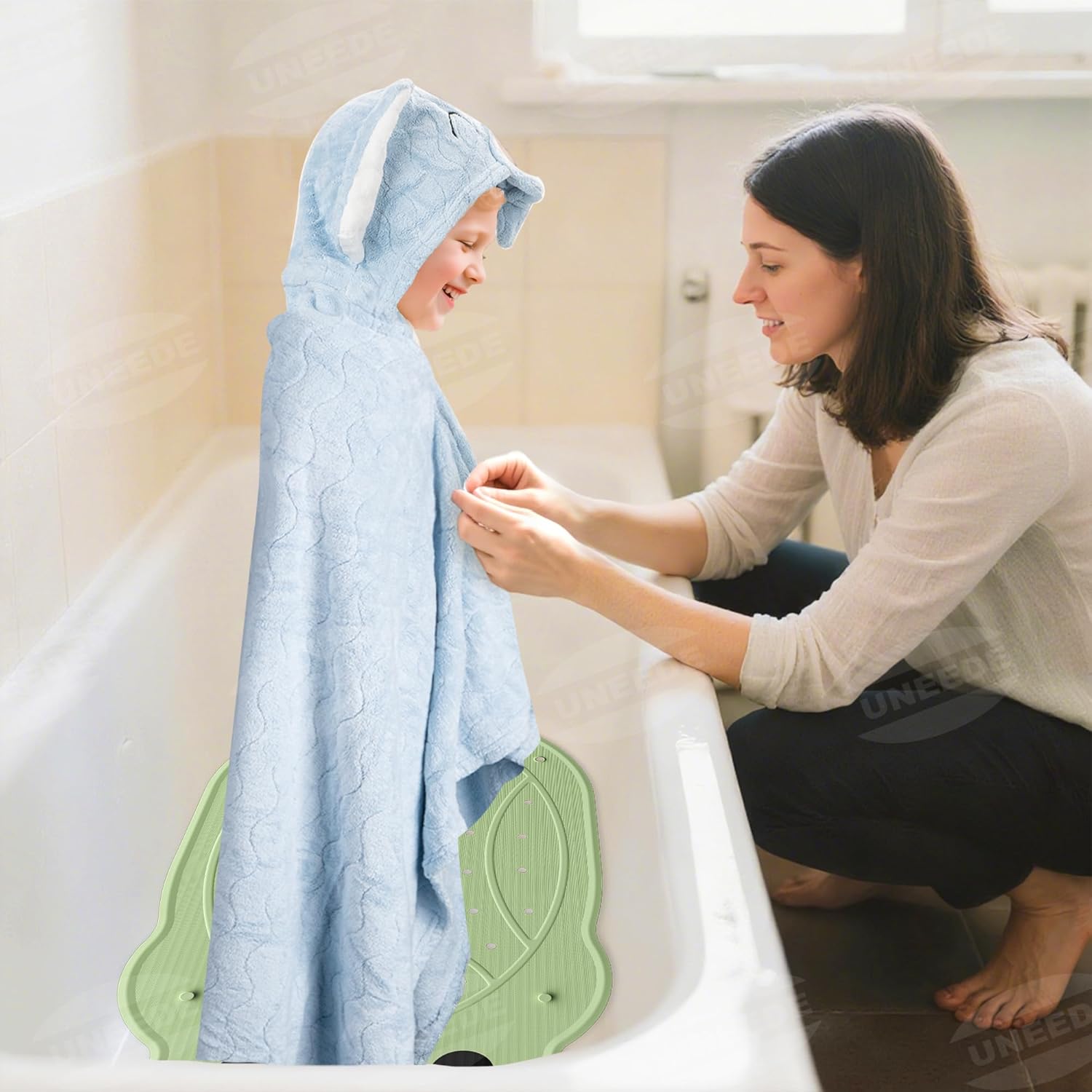 UNEEDE Blue Elephant Bath Hooded Towel for Kids,Extra Soft and Fast Drying Poncho for Toddlers Age 3-10,Kids Beach Hooded Towel Polyester Size 31 x 47 in,Machine Washable Poncho for Bath Beach Pool