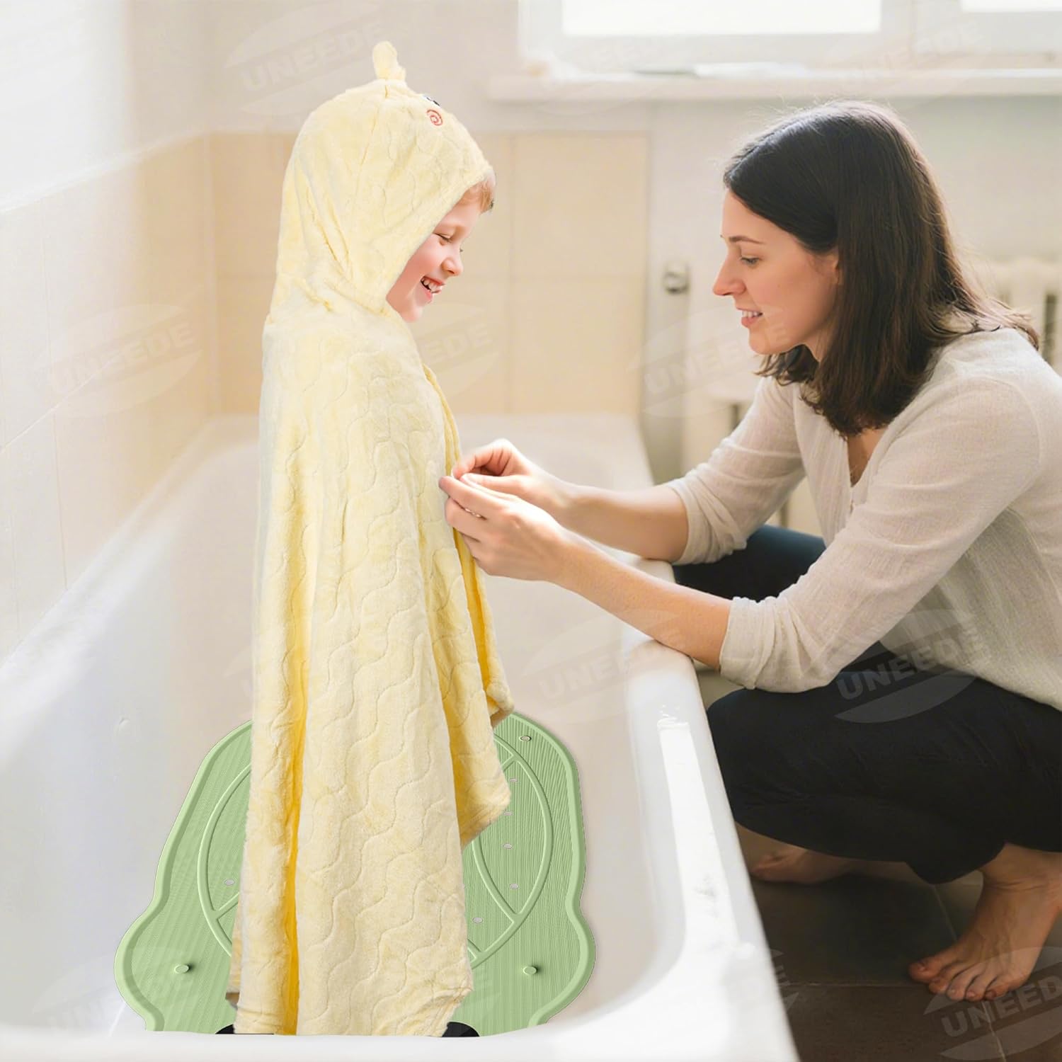 UNEEDE Yellow Duck Bath Hooded Towel for Kids,Extra Soft and Fast Drying Poncho for Toddlers Age 3-10,Kids Beach Hooded Towel Polyester Size 31 x 47 in,Machine Washable Poncho for Bath Beach Pool