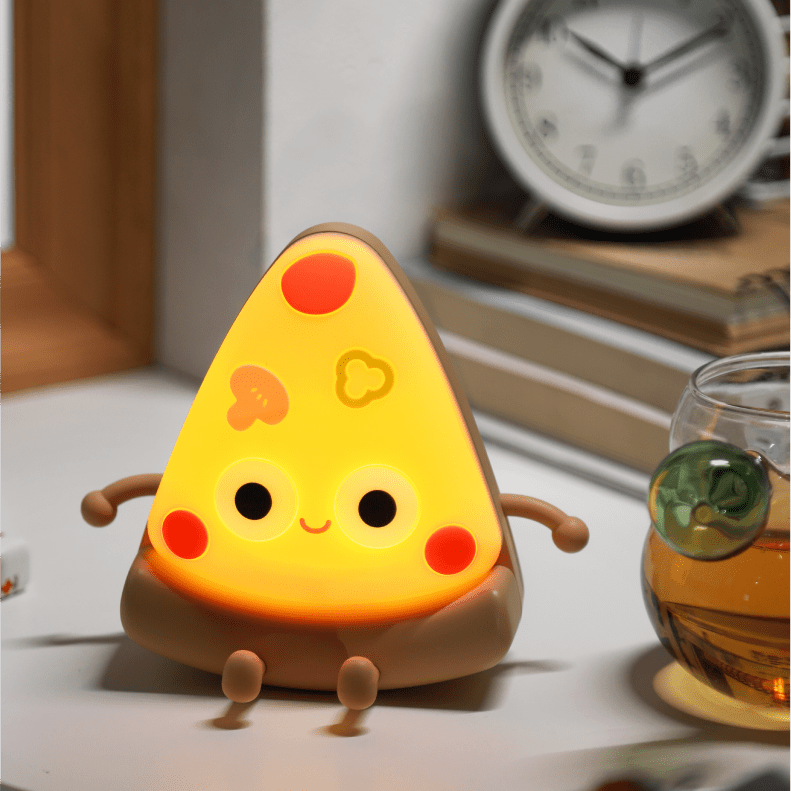 UNEEDE Cute Pizza Night Light Soft Silicone Pizza LED Lamp