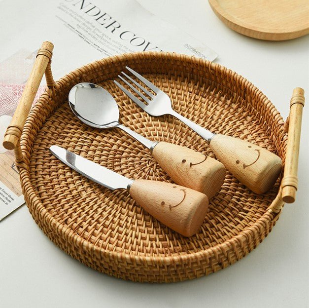 Cute smiling face cutlery set with wooden handle UNEEDE
