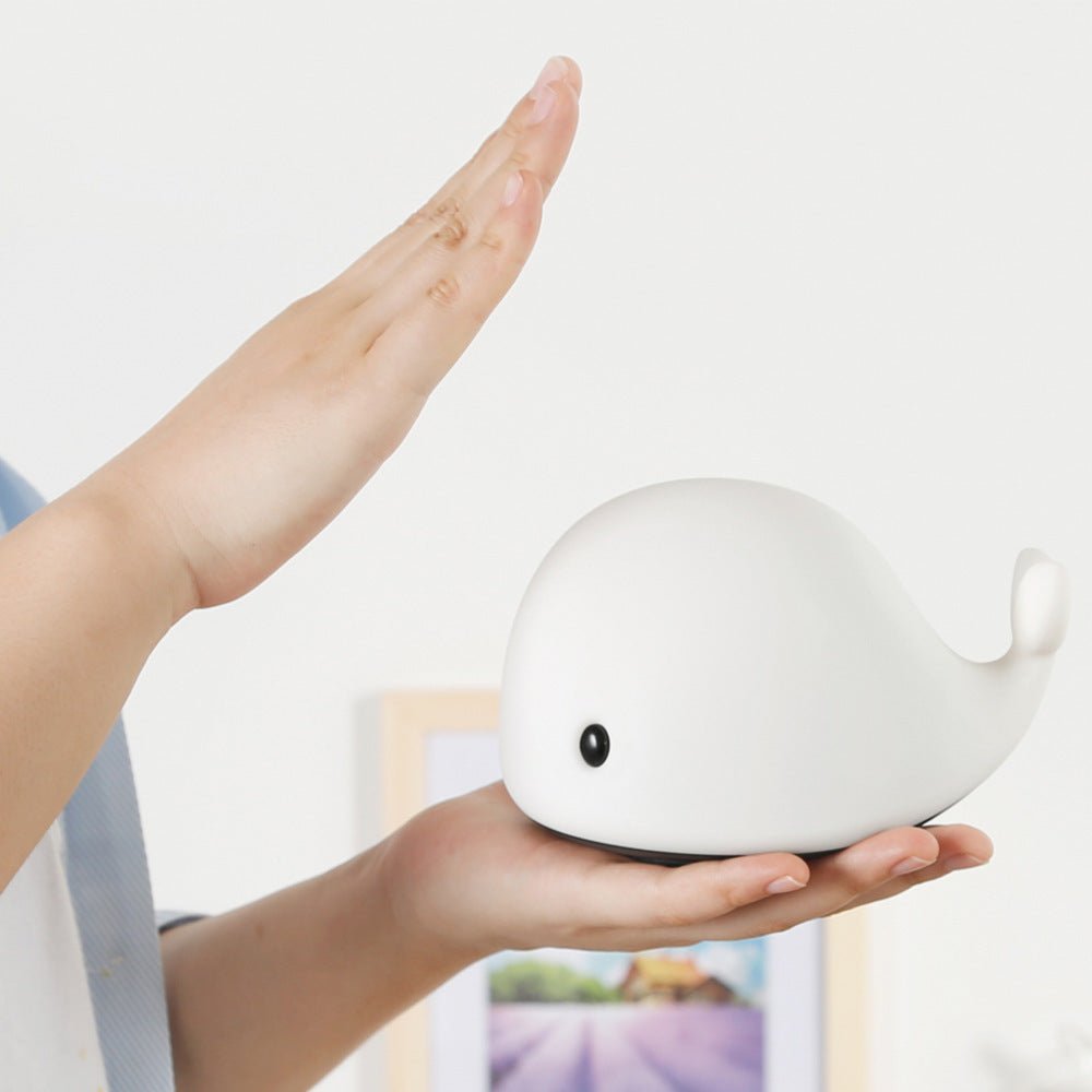 UNEEDE Cute Whale Night Light，7 Color change